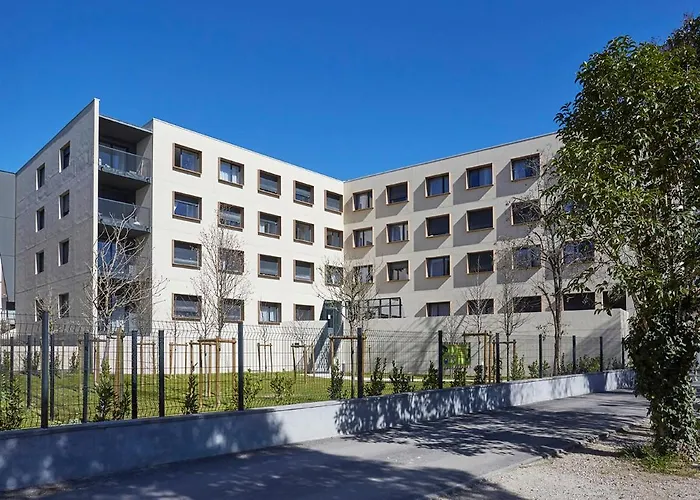 Nemea - Beaux Arts 3*